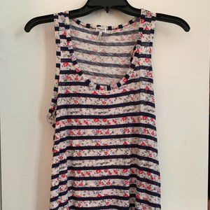 Splendid tank top - super soft! Beautiful floral print, very colorful